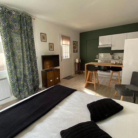 Studio Climatise Dans Un Ancien Domaine Viticole Montpellier Exteriör bild