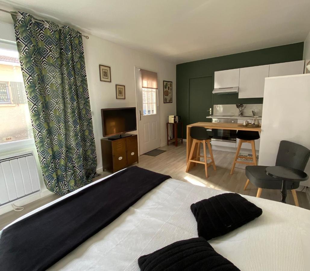 Studio Climatise Dans Un Ancien Domaine Viticole Montpellier Exteriör bild