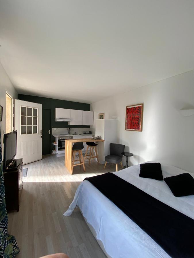 Studio Climatise Dans Un Ancien Domaine Viticole Montpellier Exteriör bild